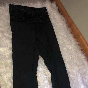 Lululemon reversible cropped leggings